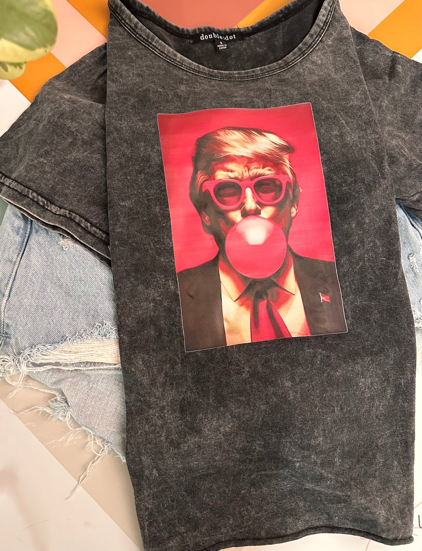 Bubble gum Trump t-shirt